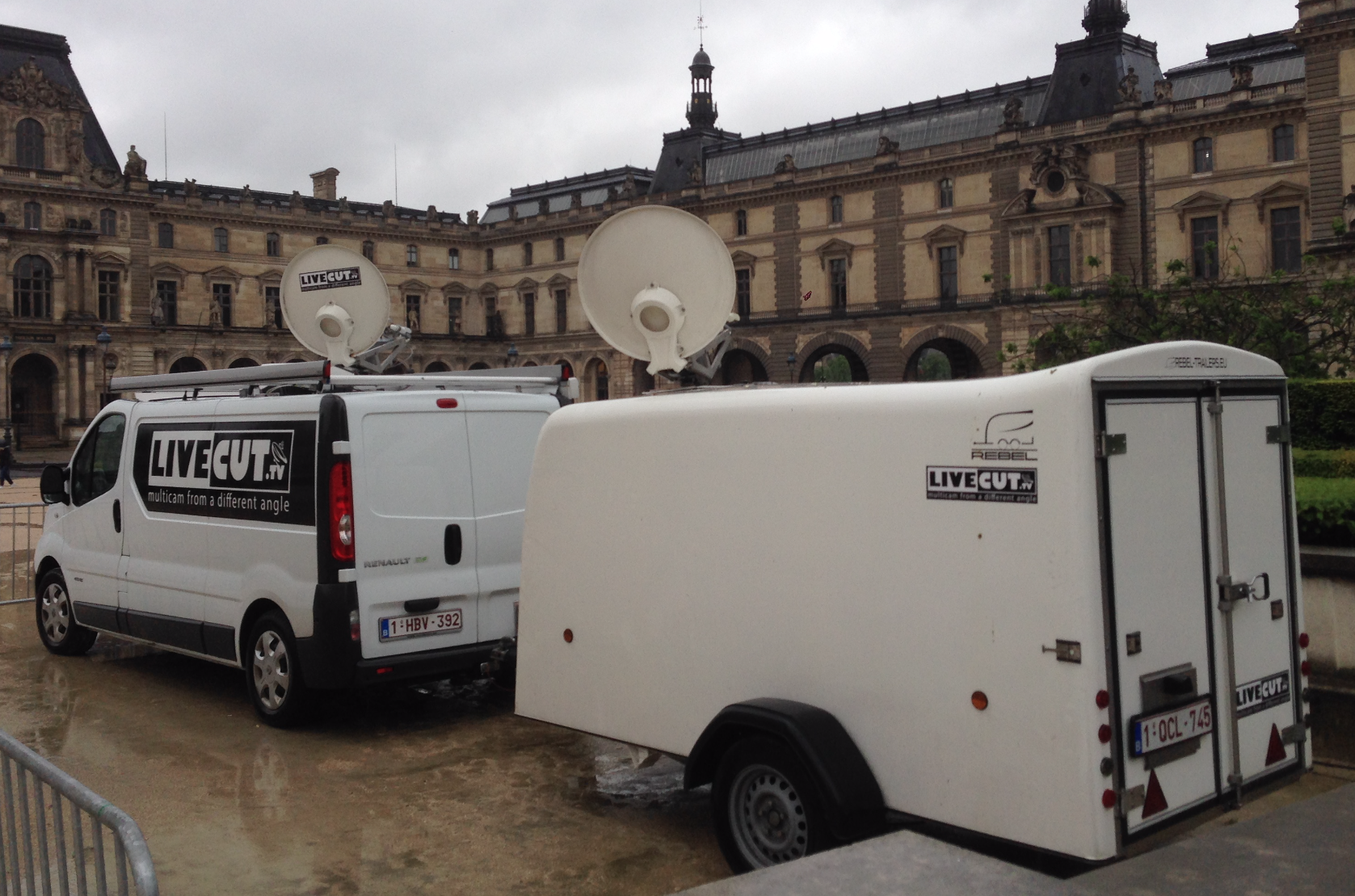 <i>OB-VAN</i><i>UNIT 02</i>